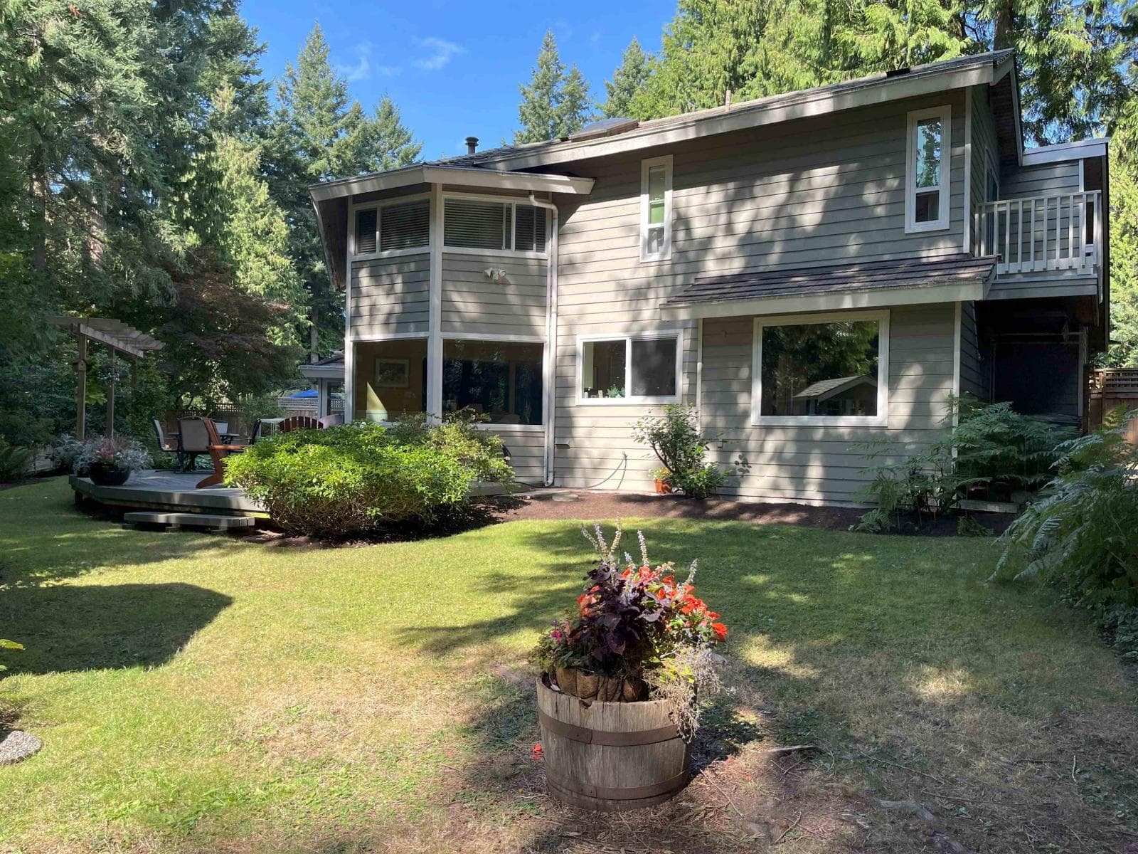 13247 17A AVENUE photo 2
