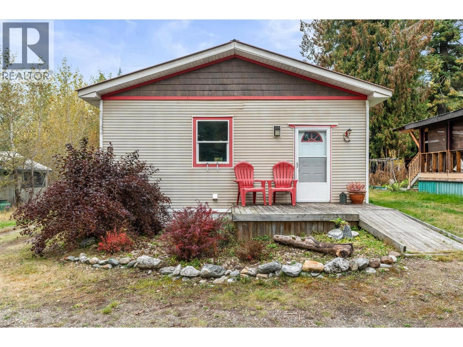 959 Enderby Mabel Lake Road Unit# 11 photo 3