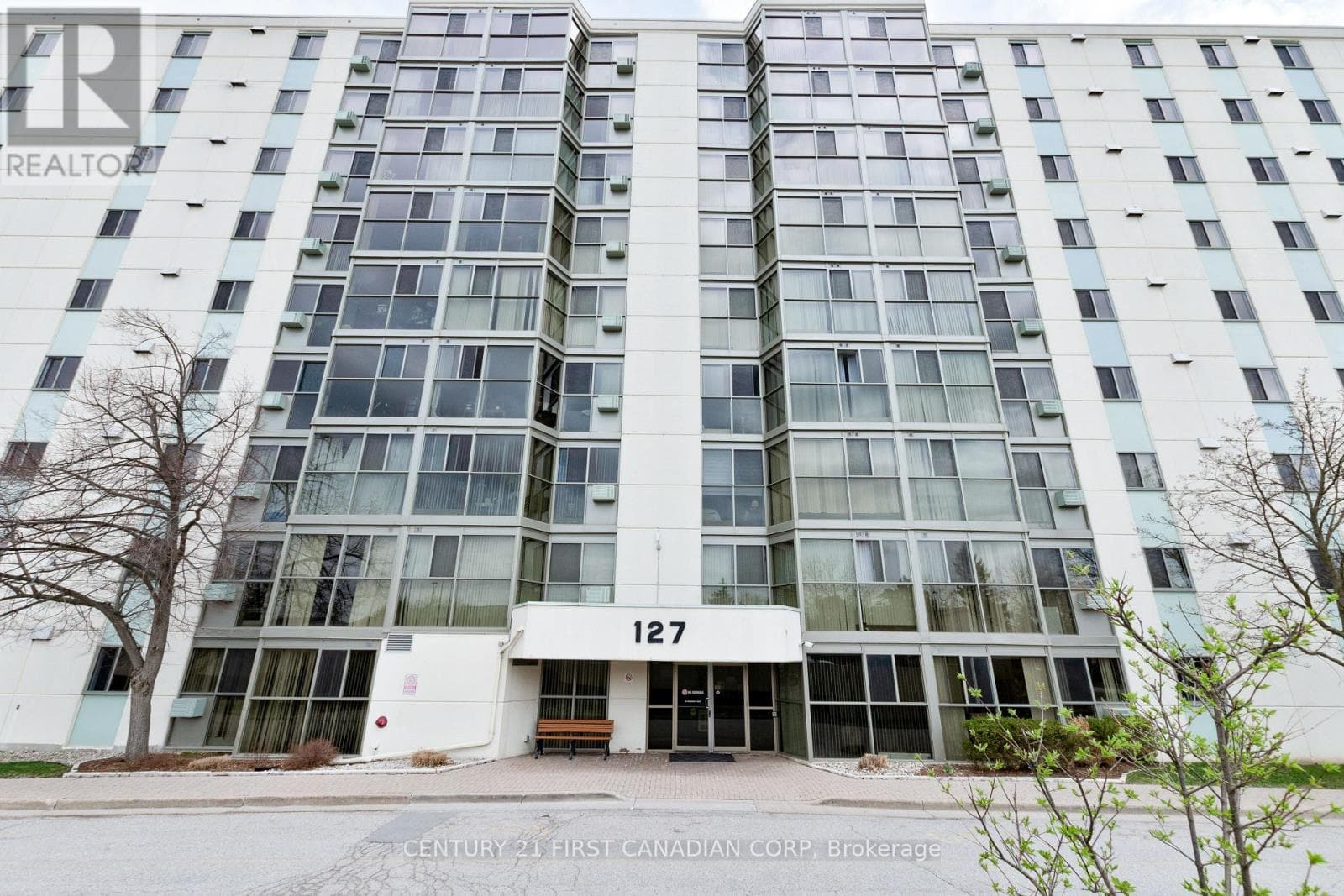 2 bed 2 bath single family at 801 - 127 BELMONT DRIVE — $339,900