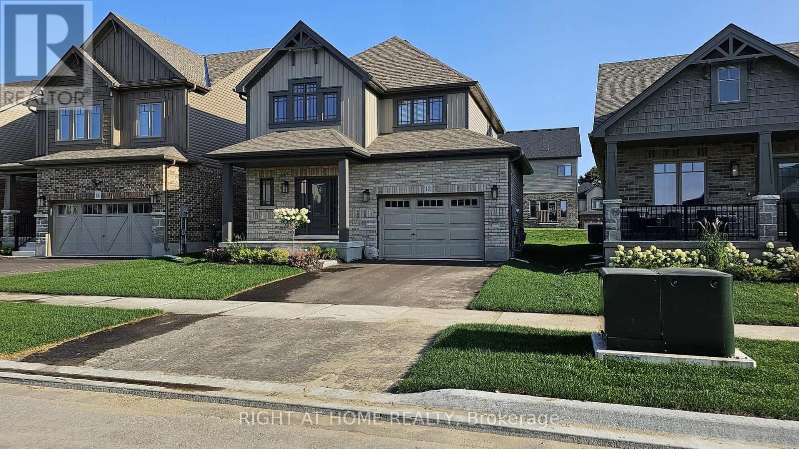 12 MITCHELL AVENUE photo 2