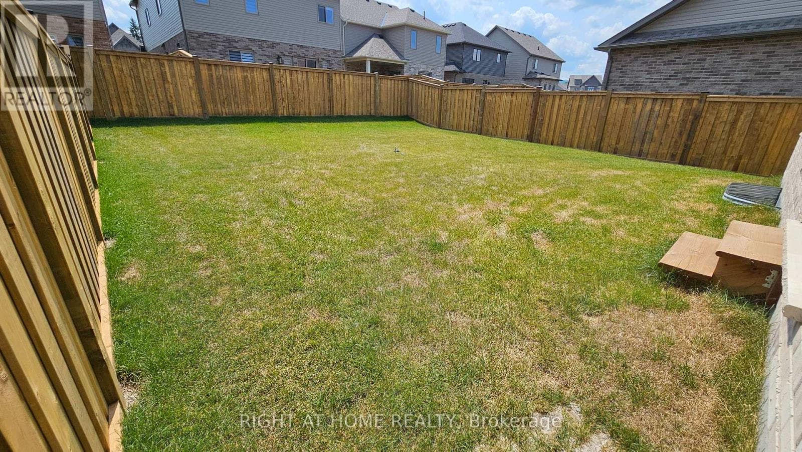 12 MITCHELL AVENUE photo 5