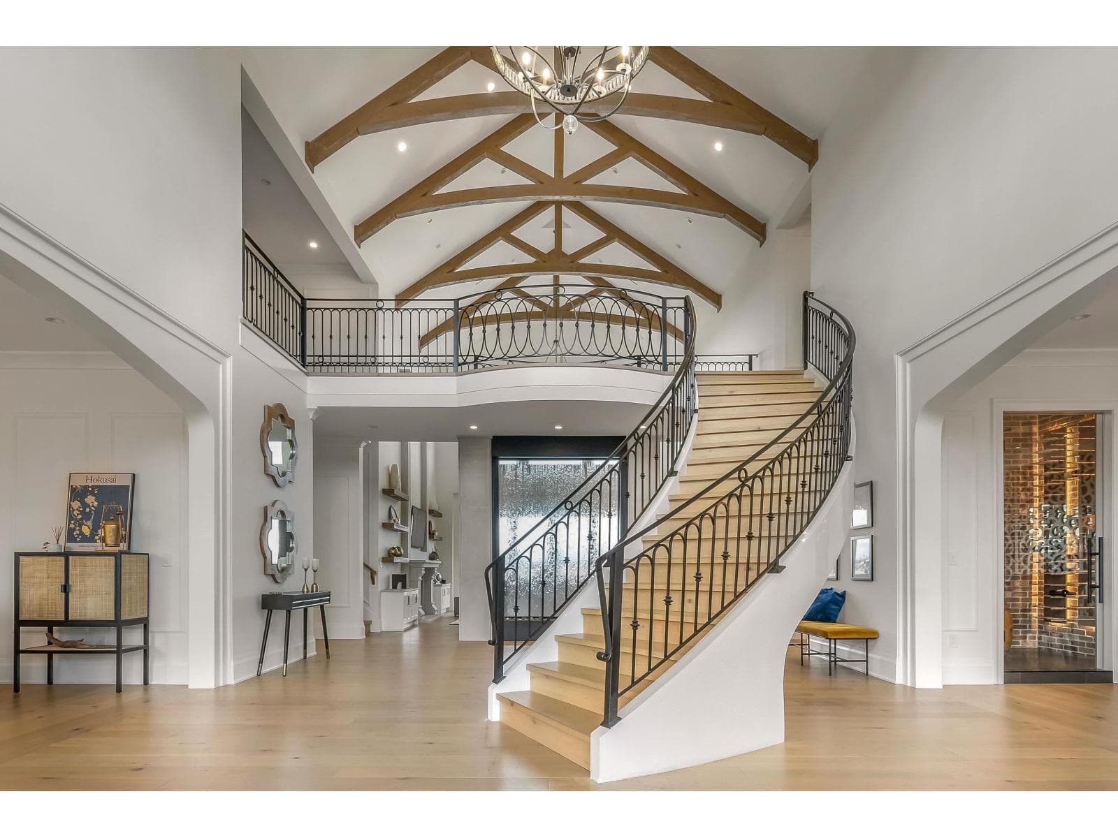16927 40 AVENUE photo 3
