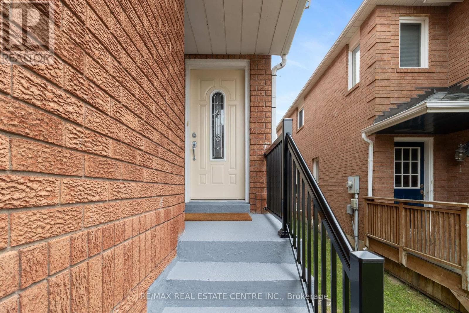 334 PERRY ROAD photo 4