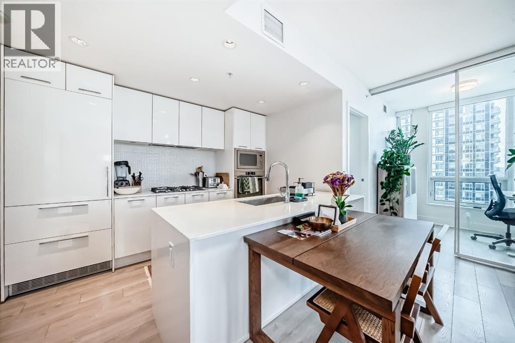 2804, 901 10 Avenue SW photo 4