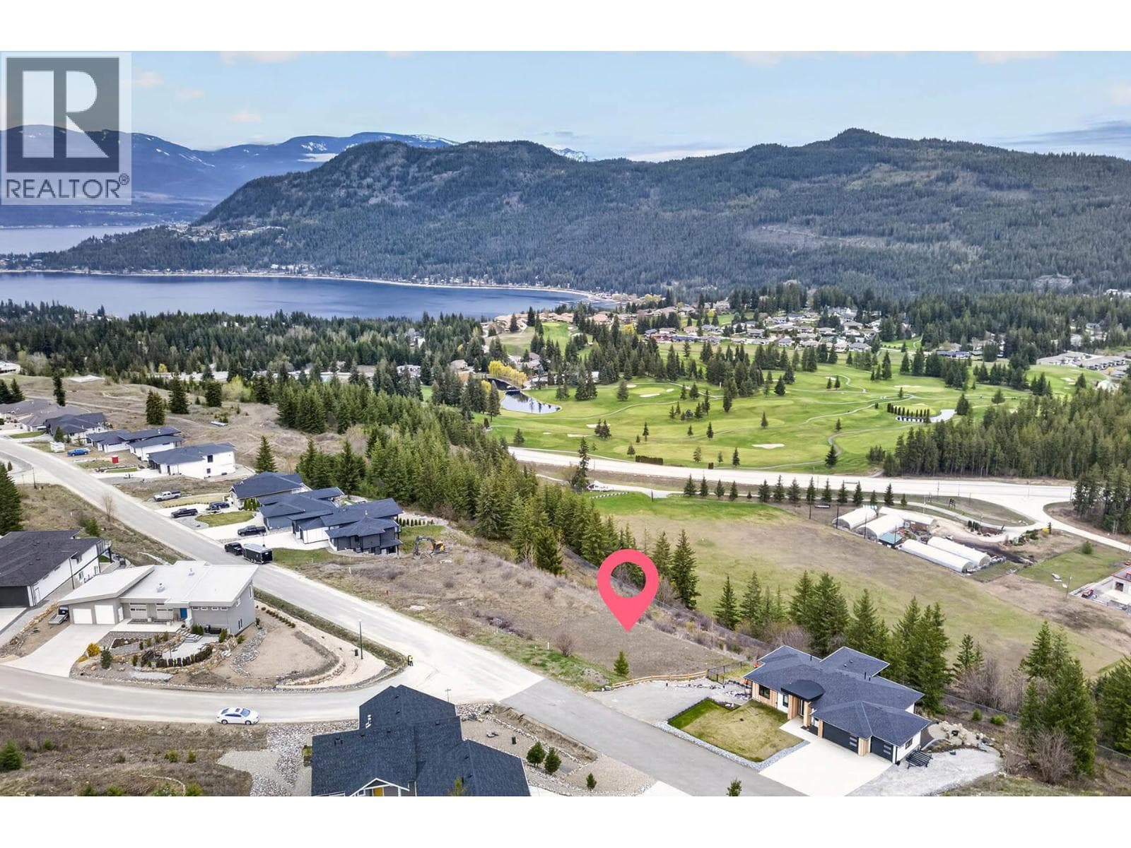 62 Highlands Drive photo 3