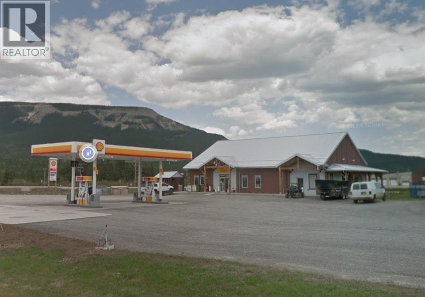 123 Shell Gas & Liquor Street photo 2