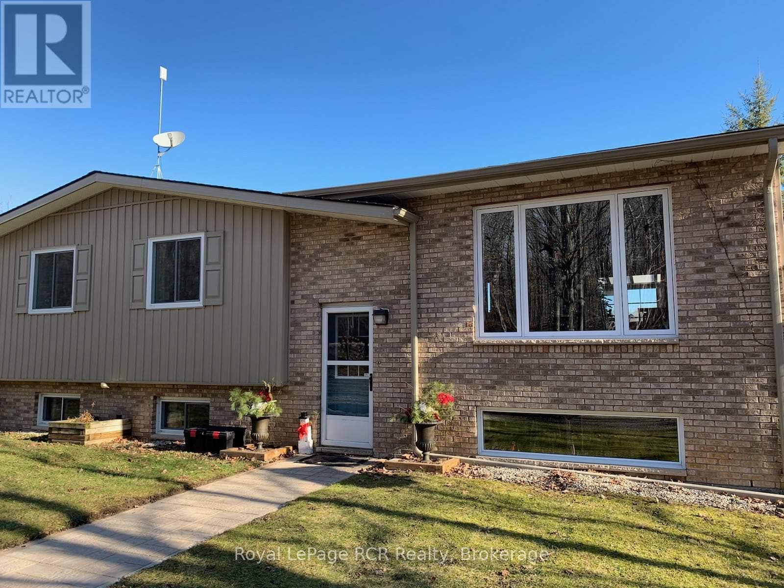 174715 MULOCK ROAD photo 4