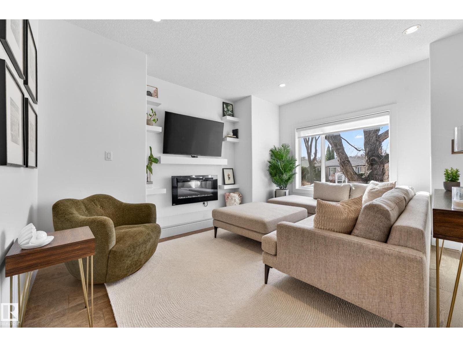 7624 91 AV NW photo 5