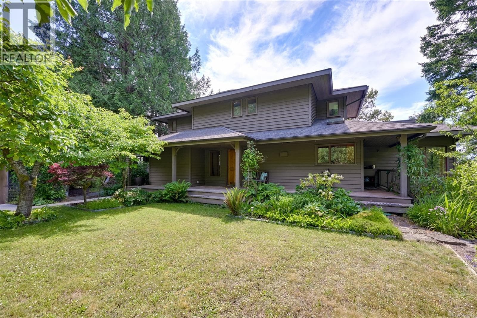 114 Arbutus Rd photo 5