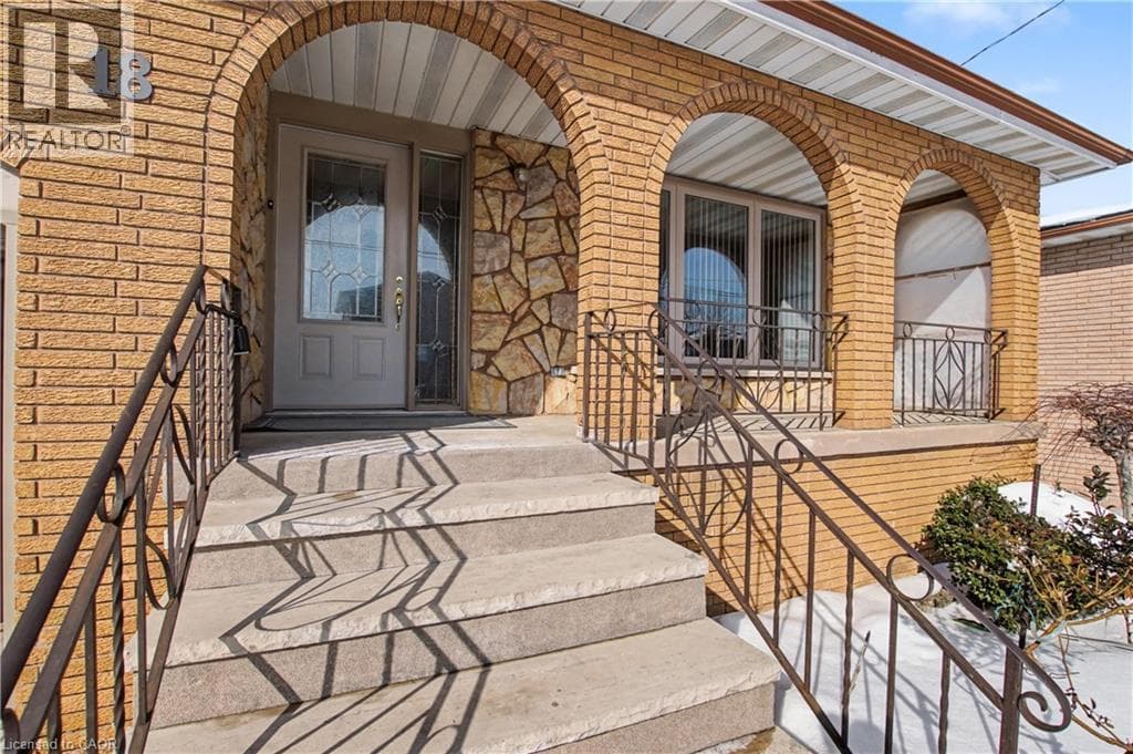 18 RIDLEY Drive photo 4