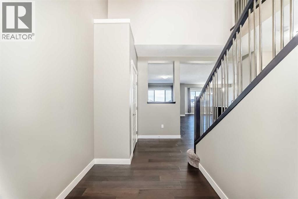 184 Sherview Grove NW photo 3