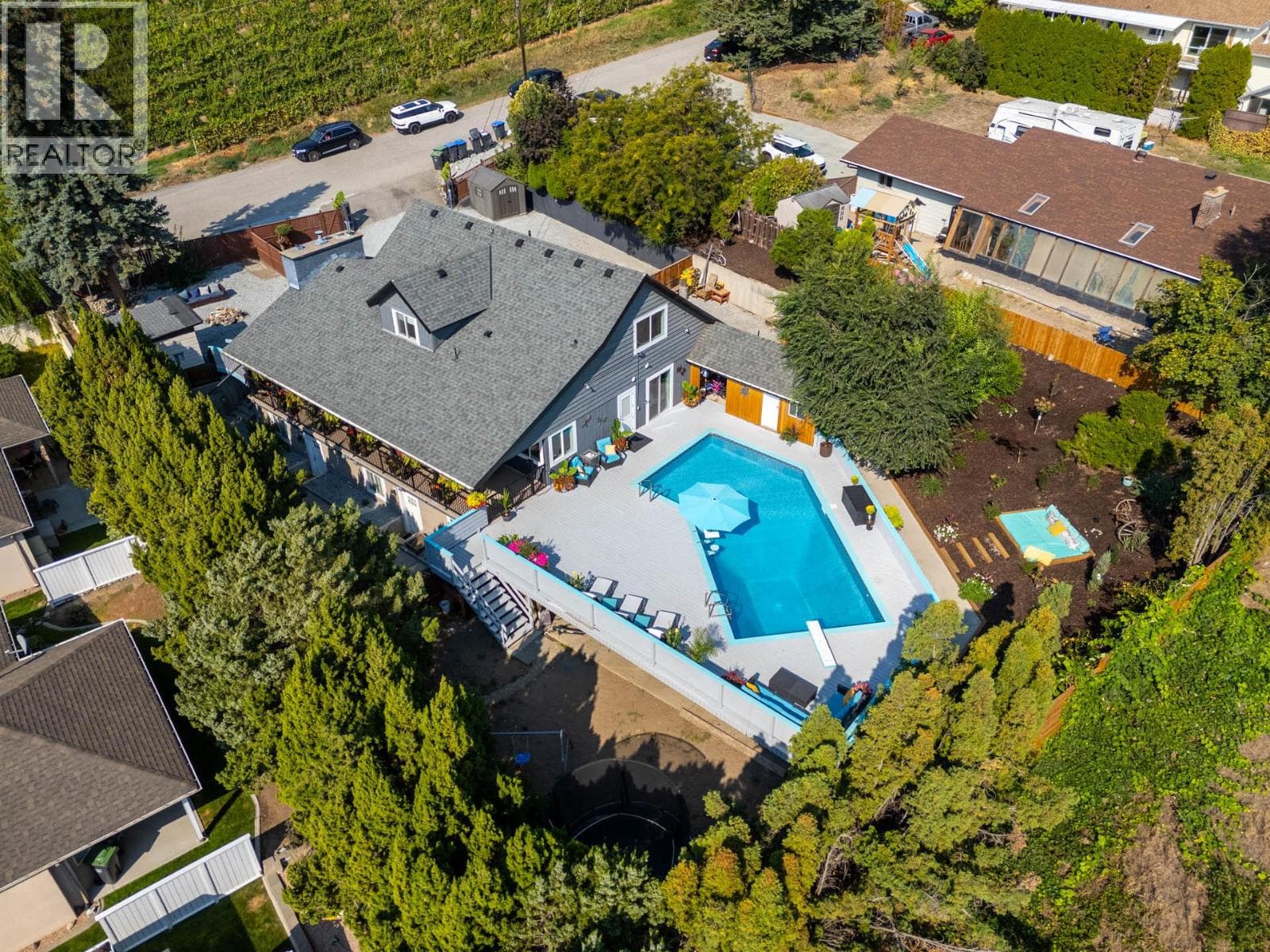 3341 Broadview Road photo 2