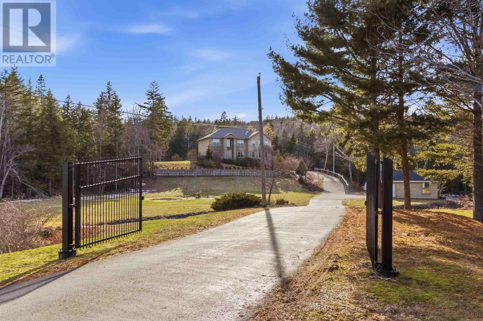 61 Colins Road photo 2