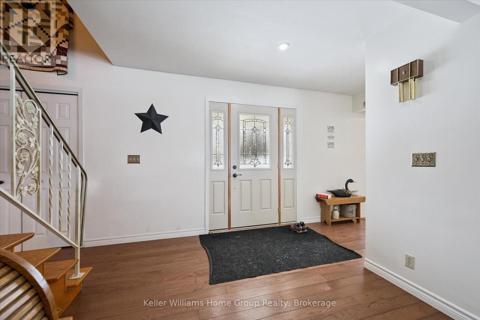 143 CONESTOGA STREET N photo 4