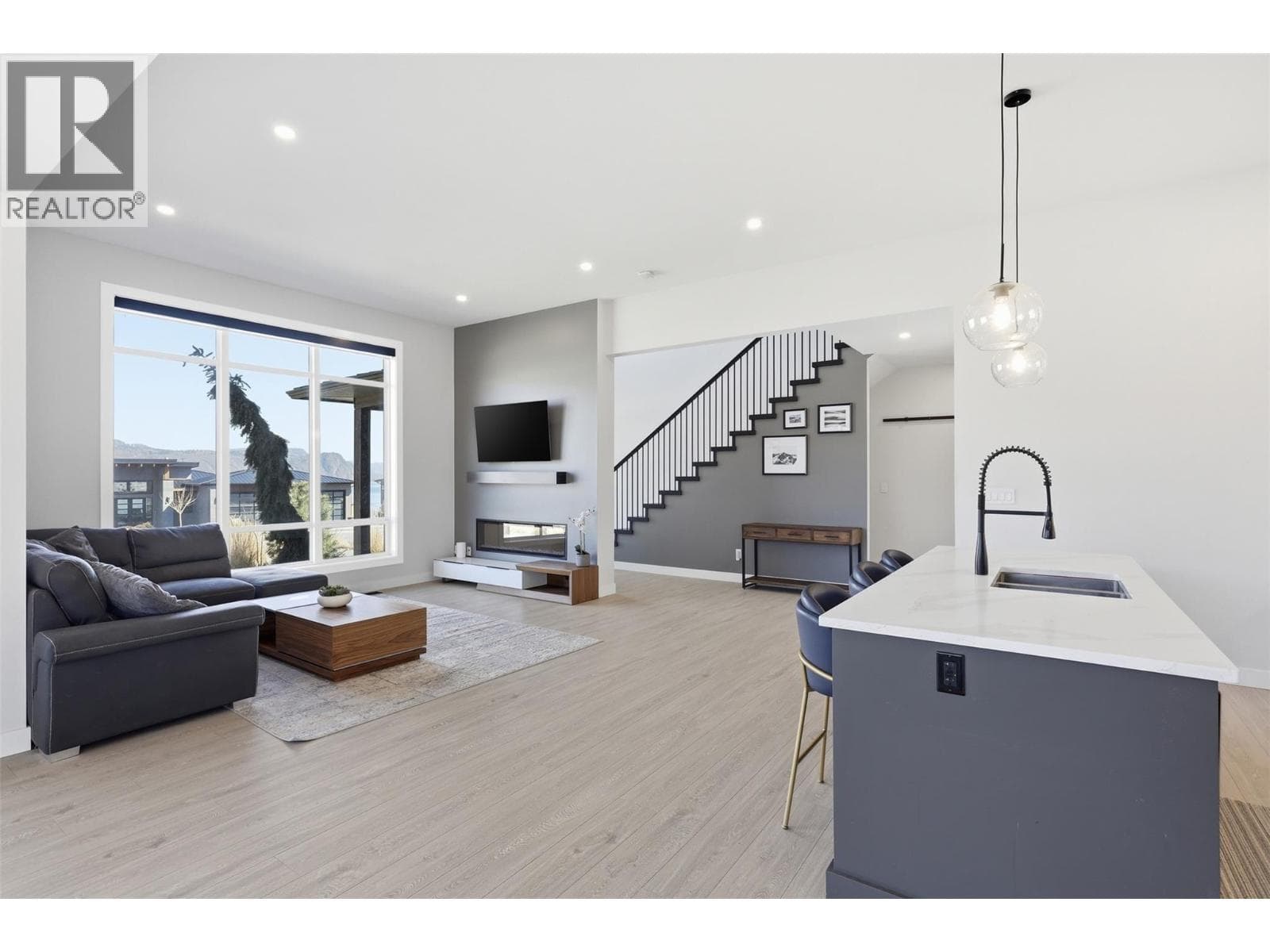 347 Rue Cheval Noir photo 4