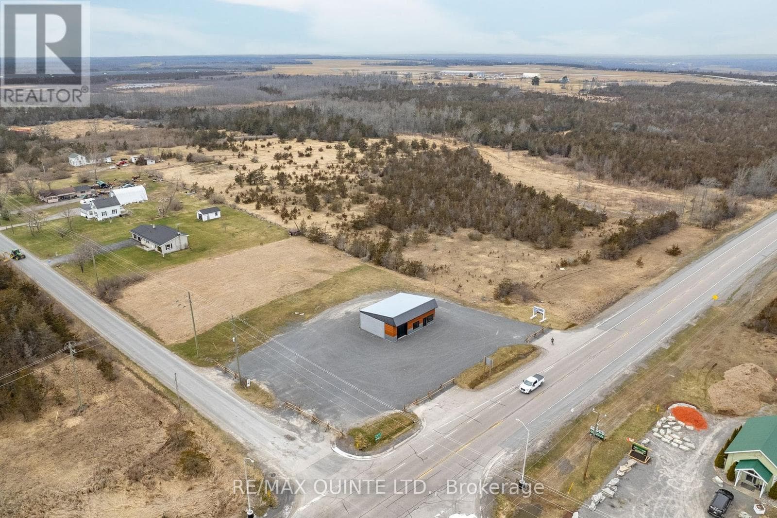 retail at 2925 HIGHWAY 62 S — $799,000