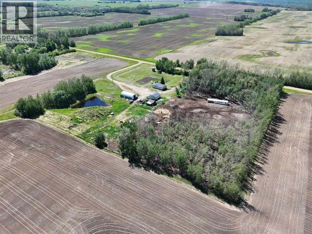 107139 Range Road 150 photo 3