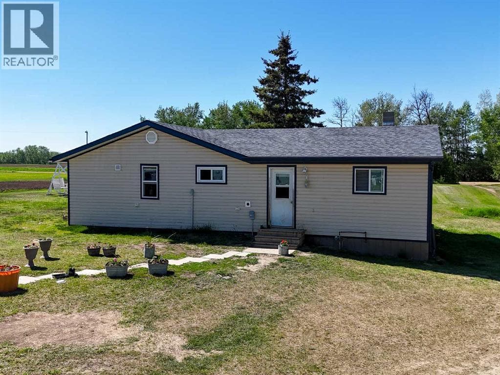 107139 Range Road 150 photo 4