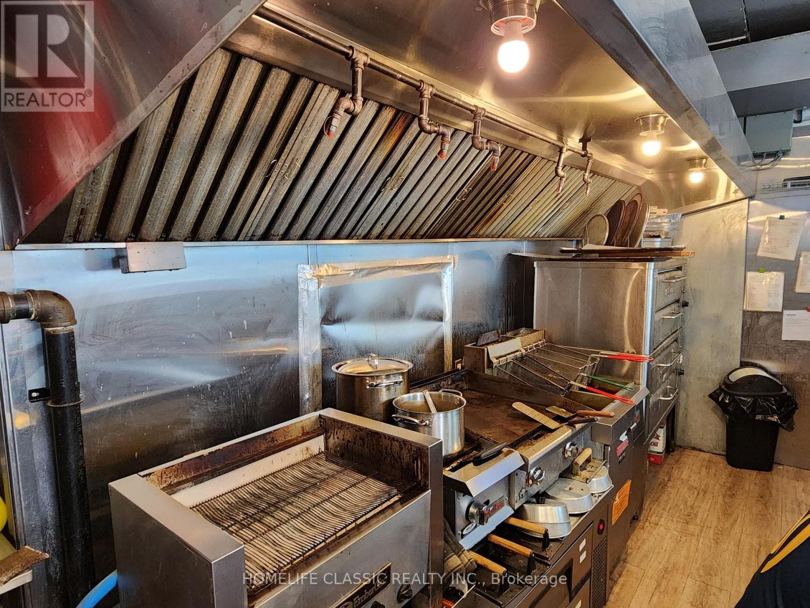 195 HARBORD STREET photo 5