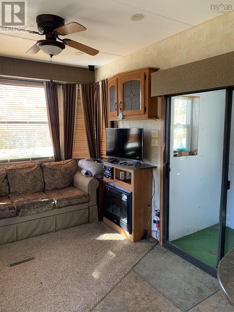 921 Purdy Road photo 5