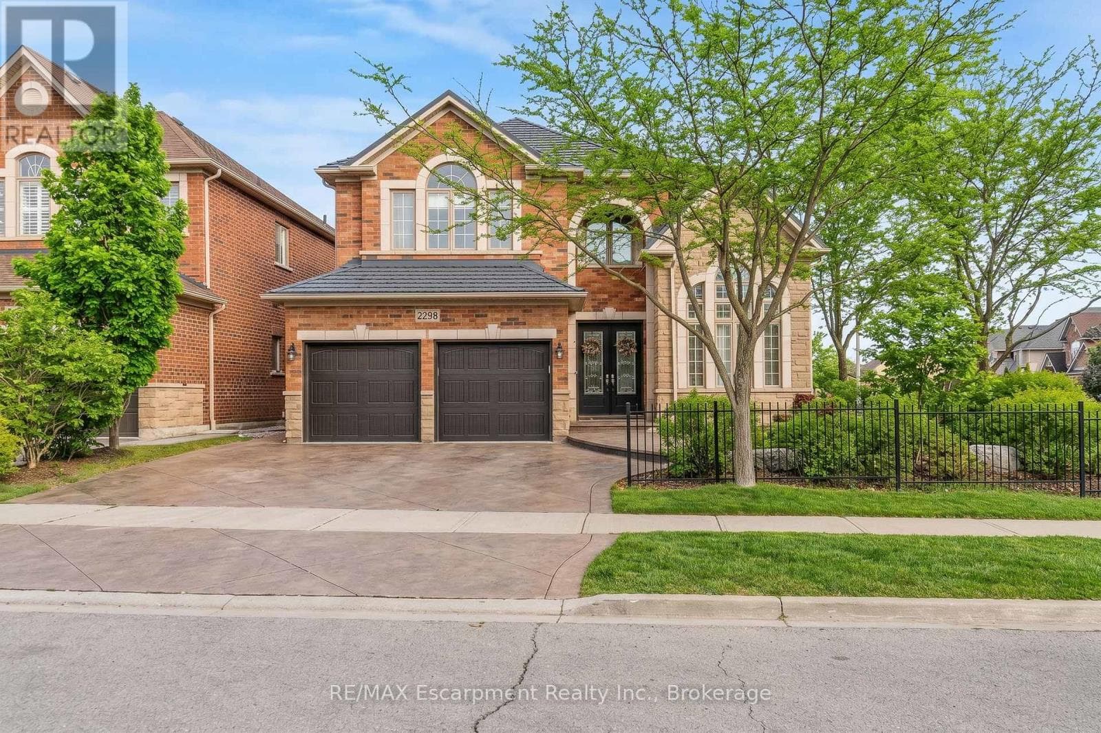 2298 SALCOME DRIVE photo 2