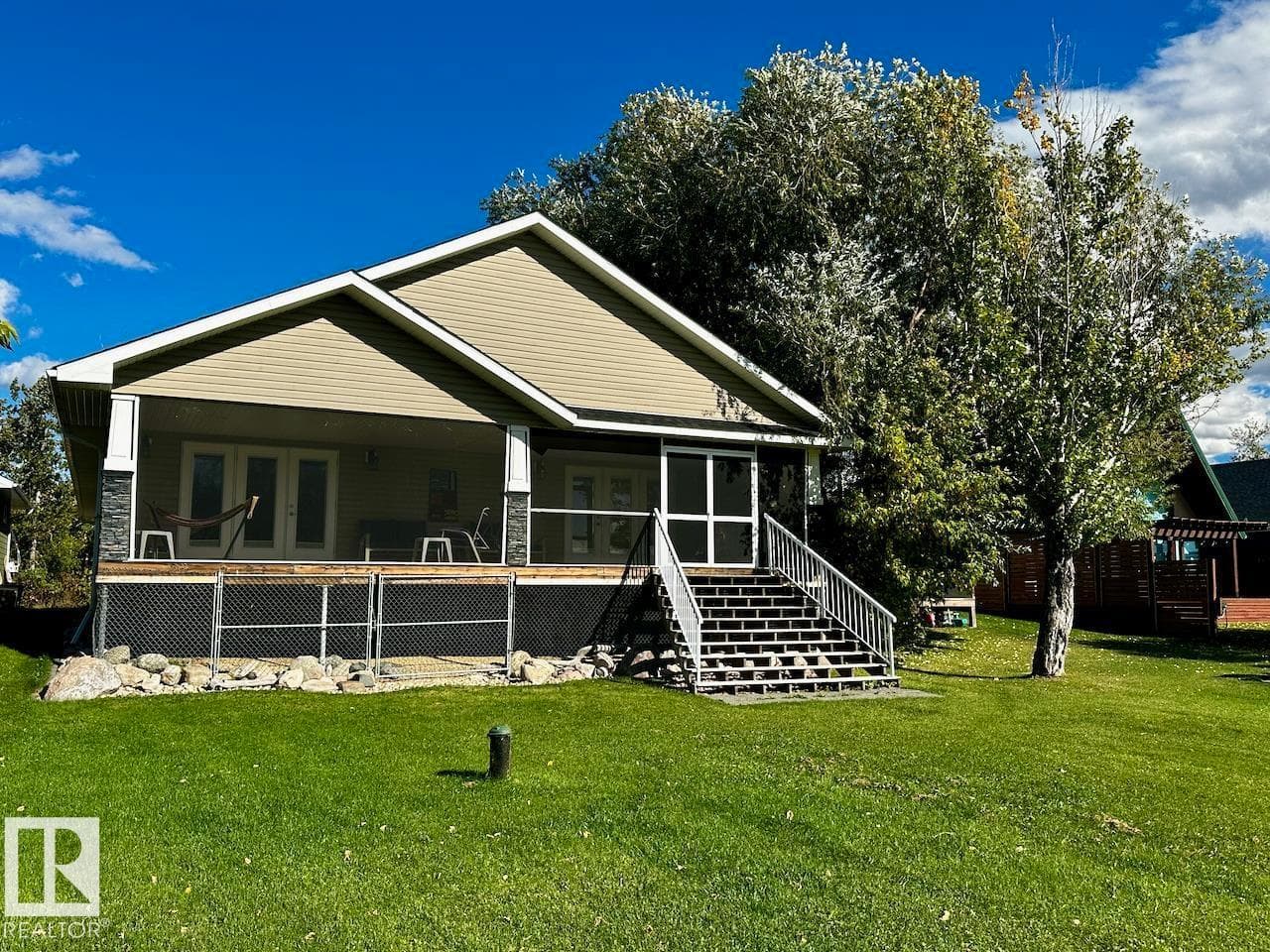 17 53026 RGE ROAD 43 photo 2