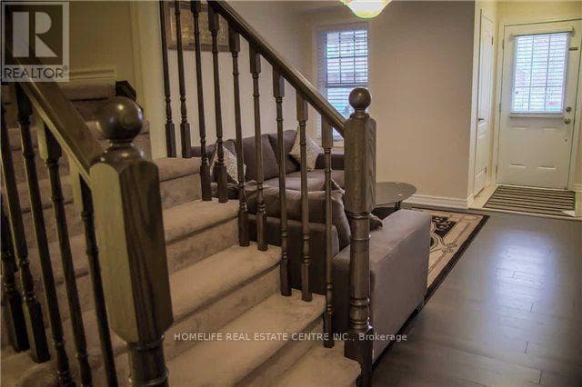 45 LOTHBURY DRIVE photo 2