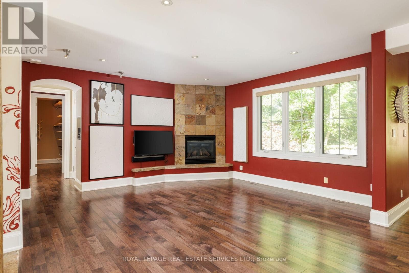 2448 BRIDGE ROAD photo 5