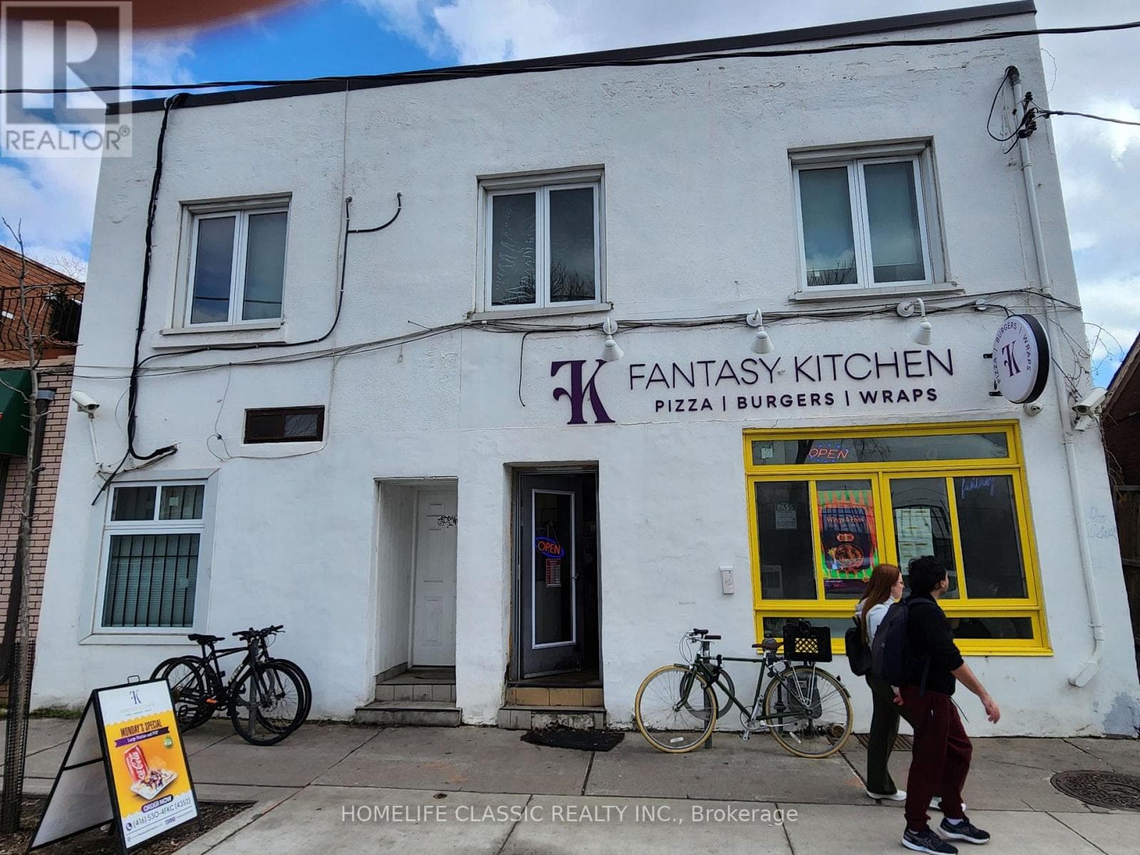 195 HARBORD STREET photo 2