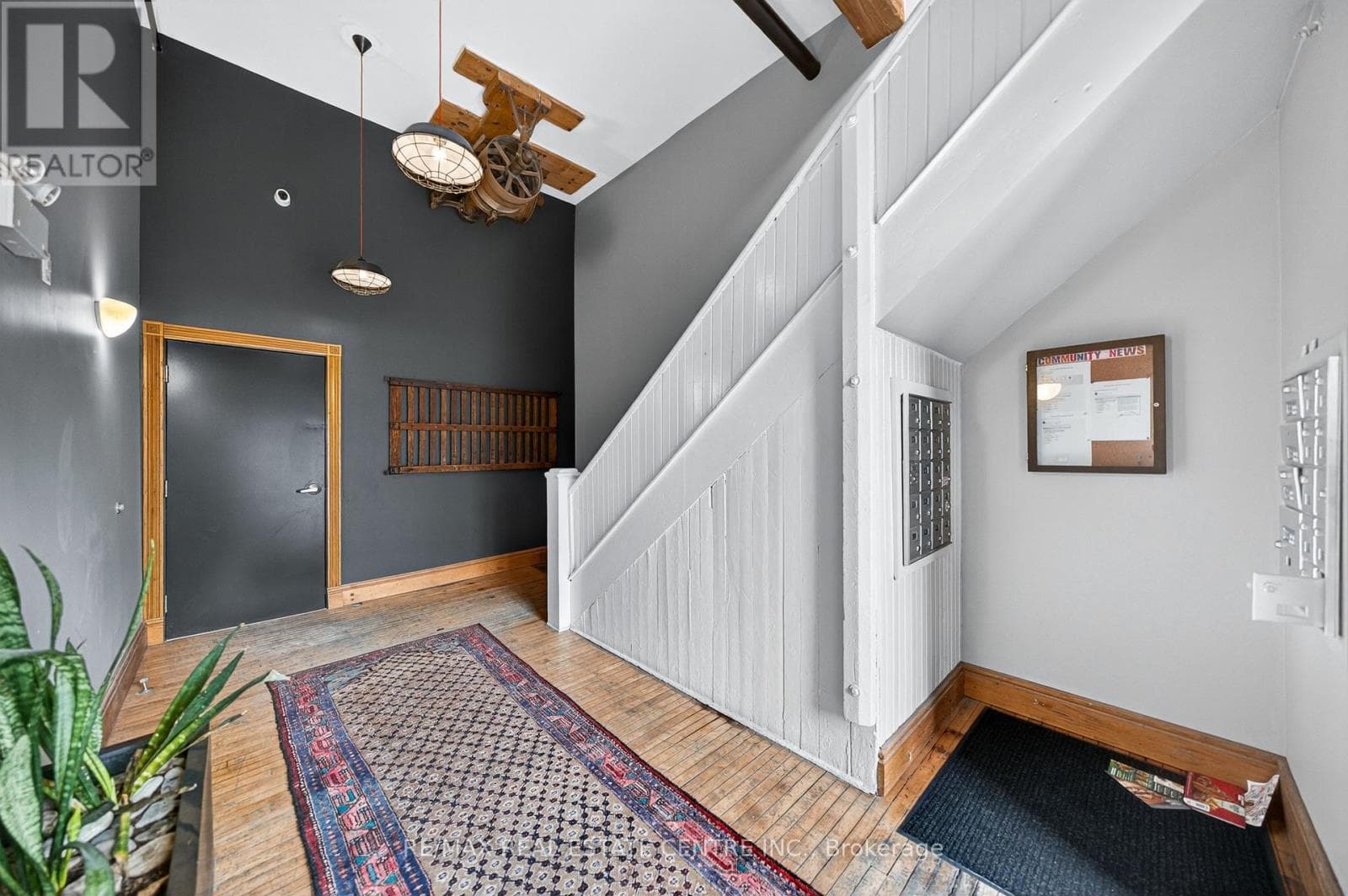 212 - 85 SPRUCE STREET photo 3