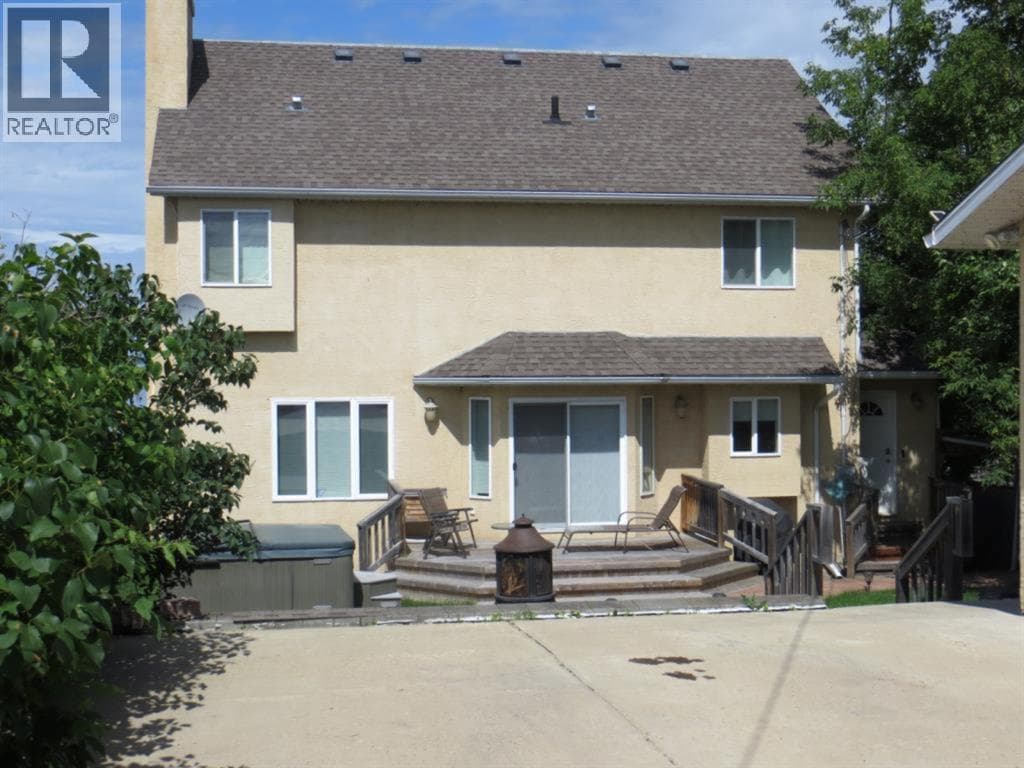 10407 Churchill Drive photo 2