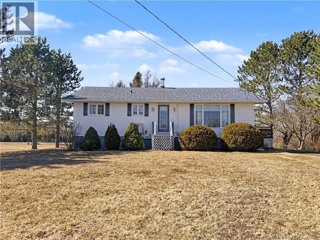 3 bed 1 bath single family at 4142 Route 480 — $199,900