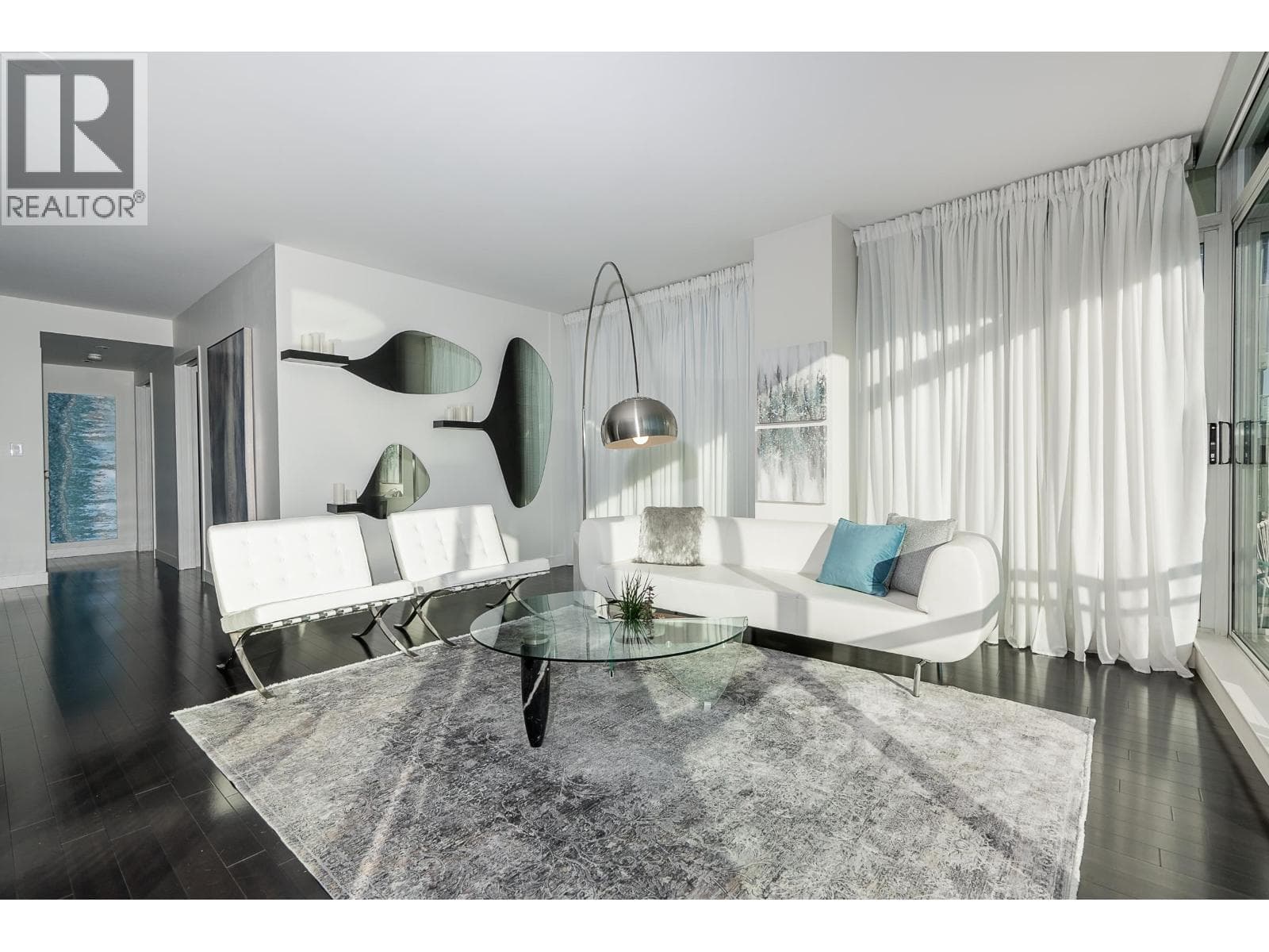 2703 1455 HOWE STREET photo 4