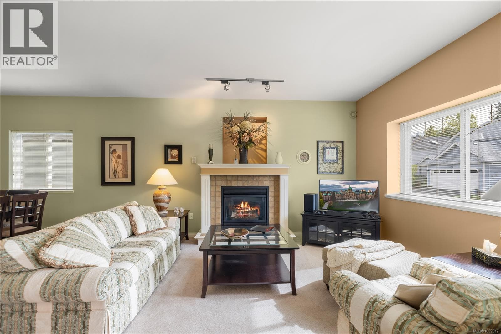 8 Newstead Cres photo 3