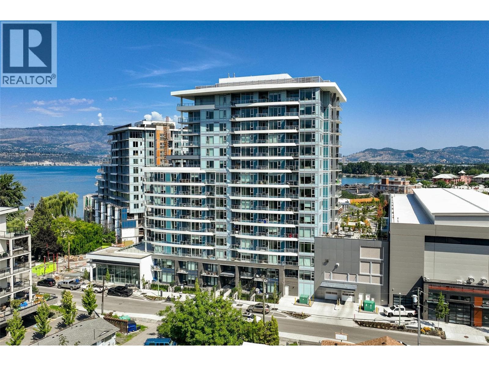 2 bed 2 bath single family at 3699 Capozzi Road Unit# 811 — $1,000,000