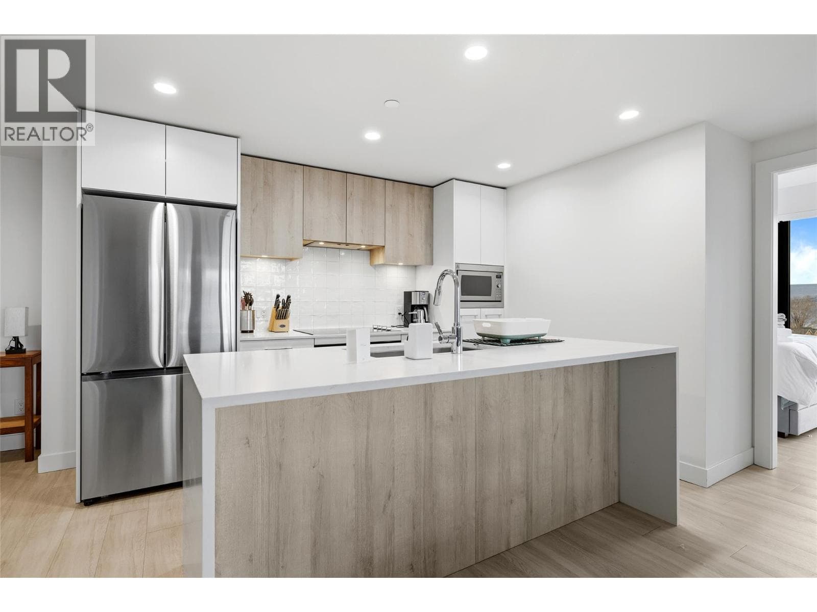 3699 Capozzi Road Unit# 811 photo 5