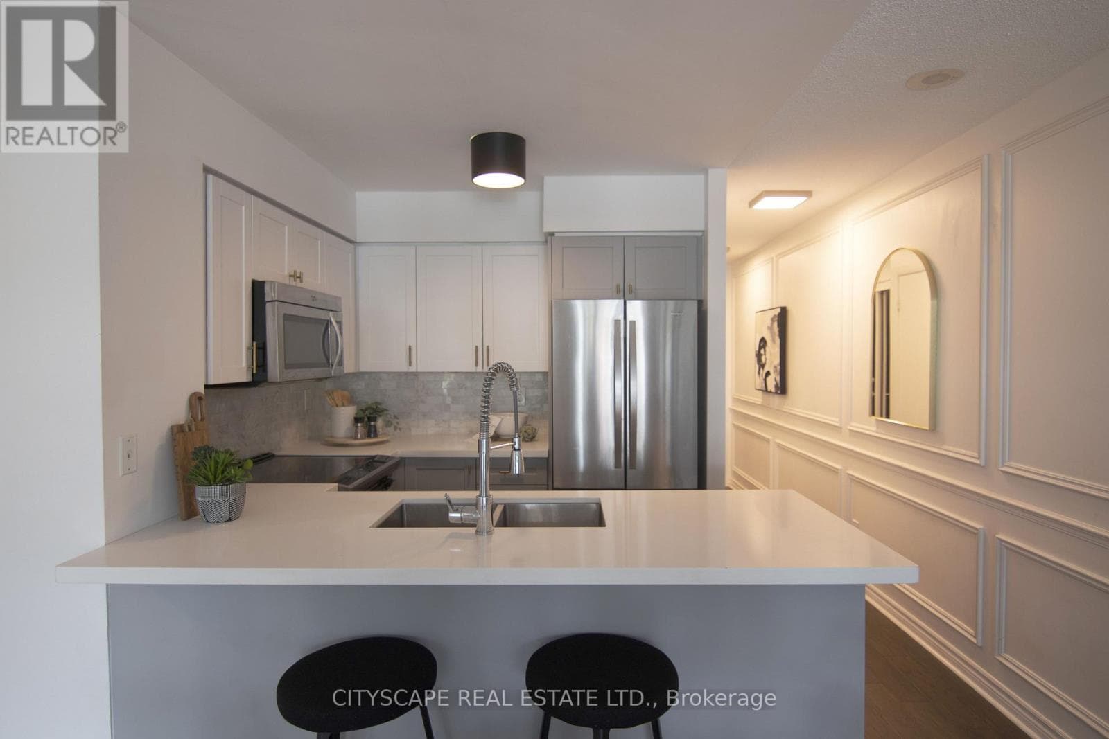 322 - 231 FORT YORK BOULEVARD photo 2