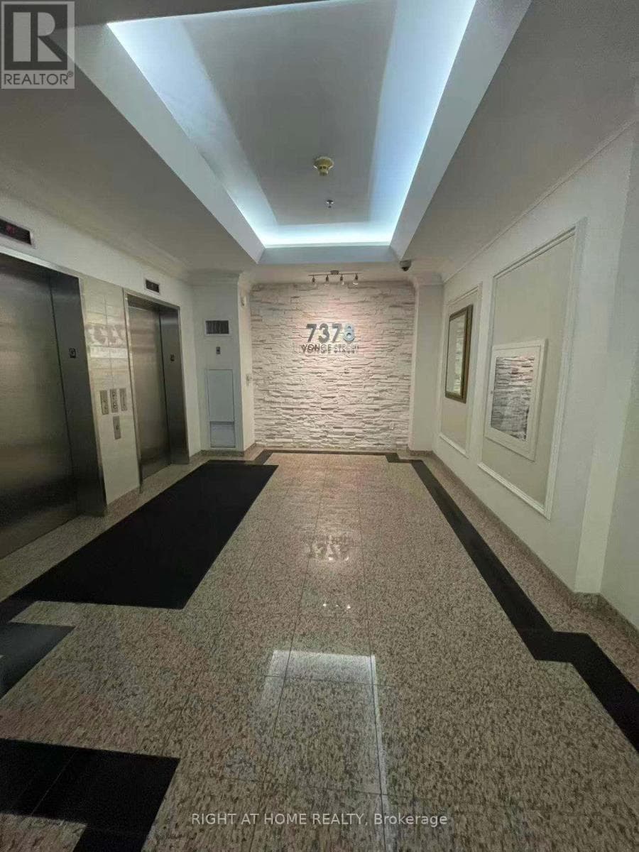 2 bed 1 bath single family at 212 - 7378 YONGE STREET — $475,000