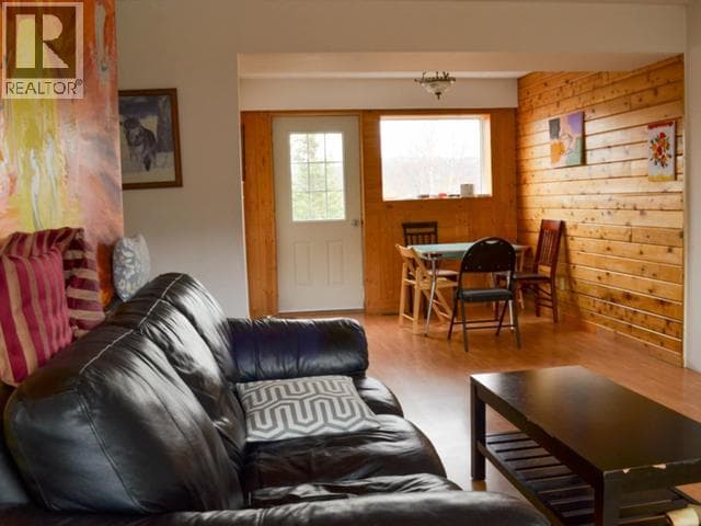 524 MAYNARD ROAD photo 5