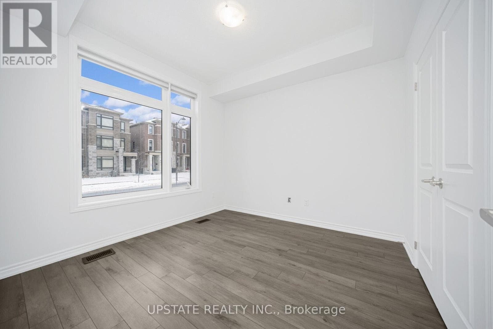 29 RAVENBURY STREET photo 5