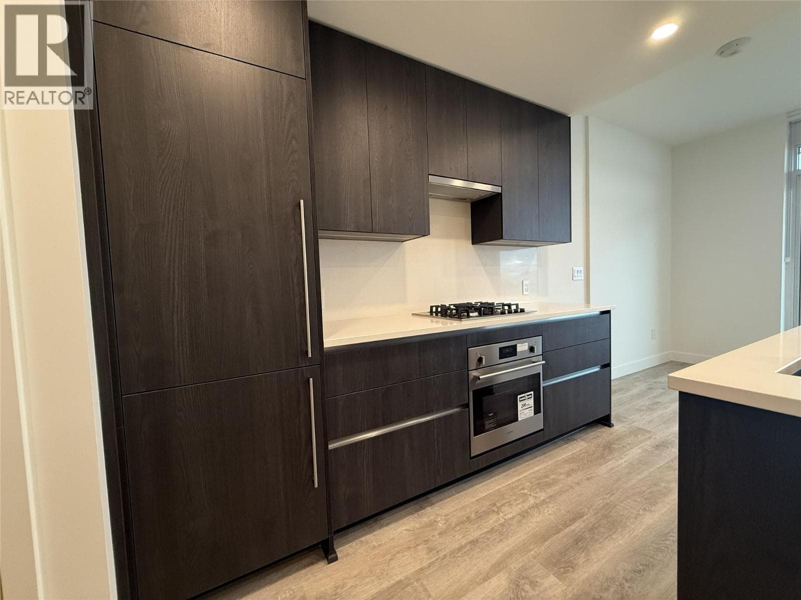 1626 Water Street Unit# 3405 photo 3