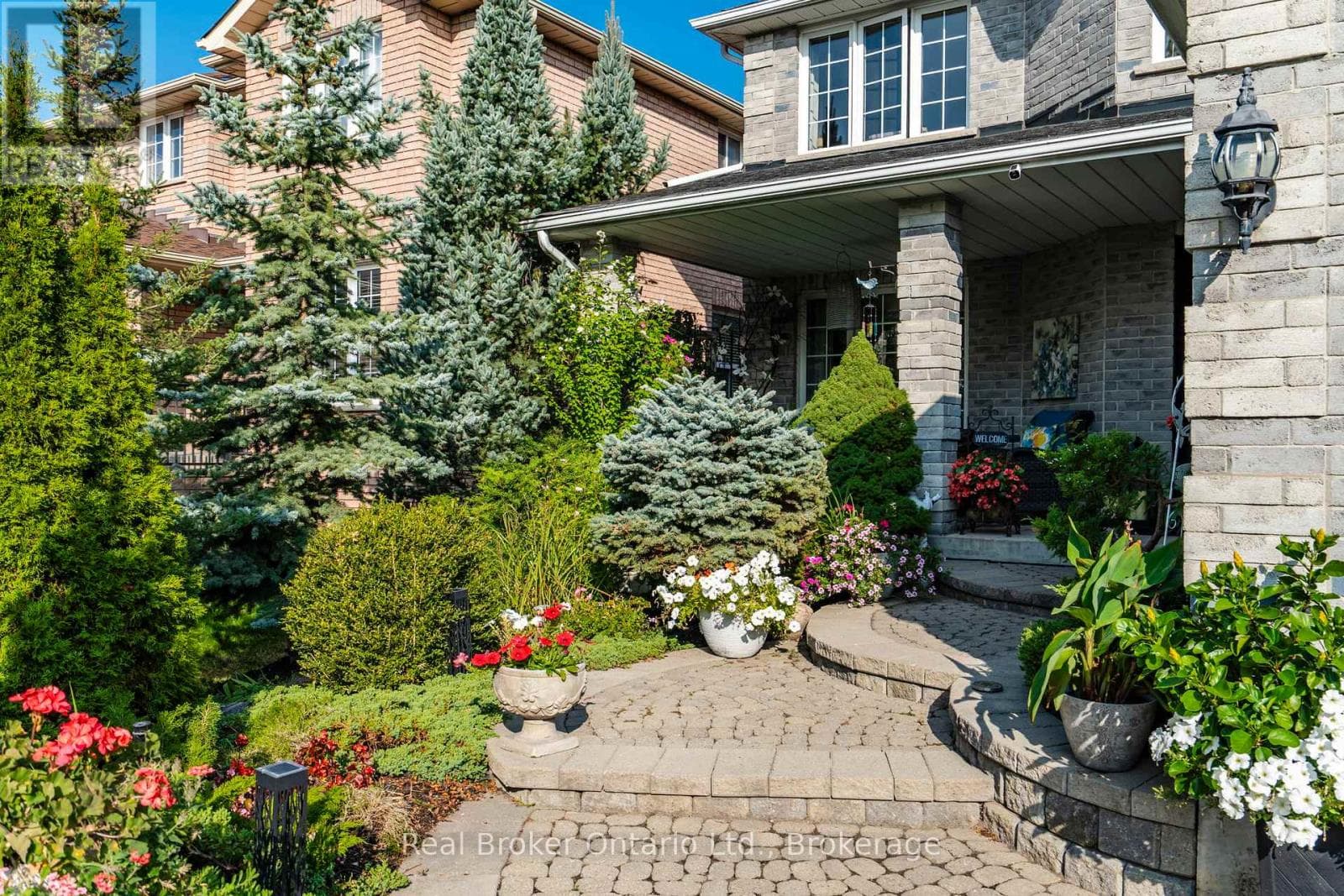 136 BIRCHWOOD DRIVE photo 4