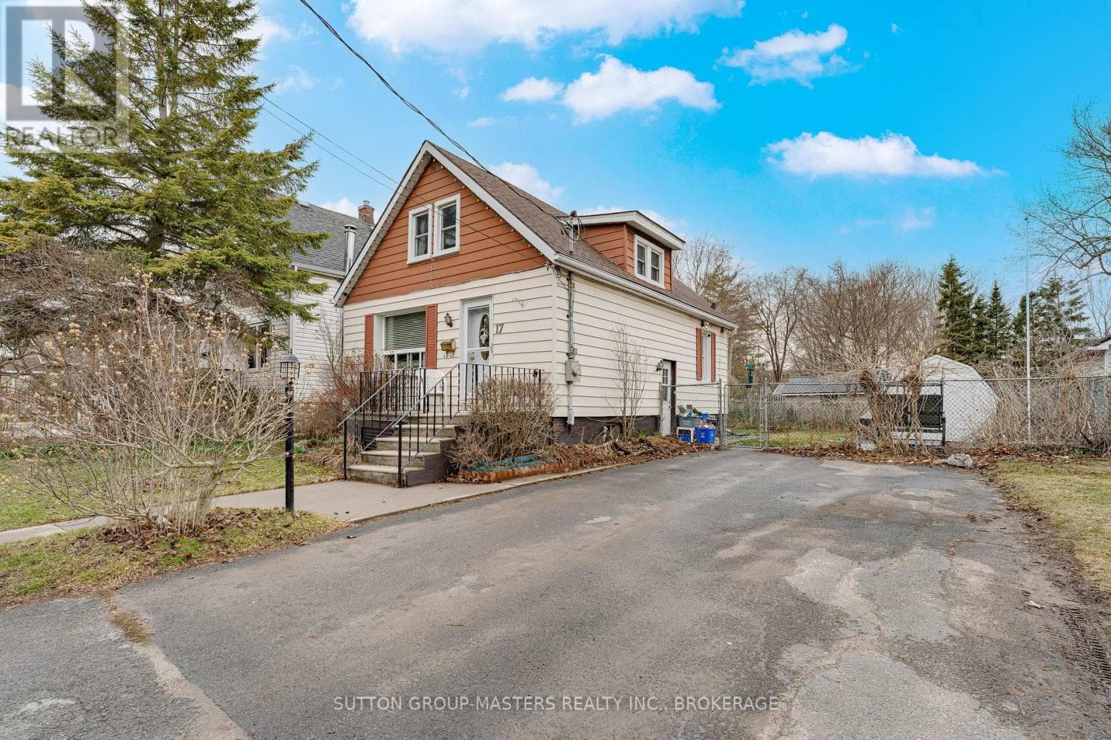 17 N BARTLETT STREET photo 2