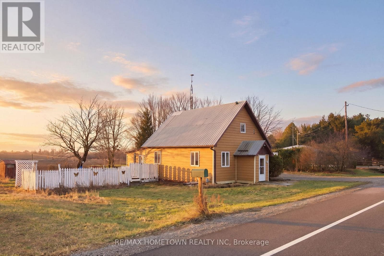 3 bed 1 bath single family at 49 ADDISON ROAD — $249,000