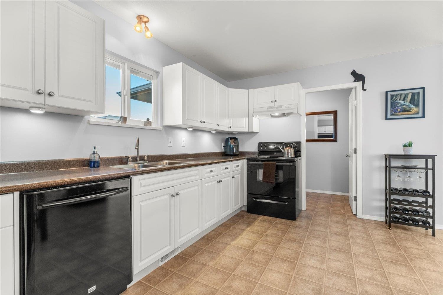 46329 STRATHCONA ROAD, Fairfield Island photo 4
