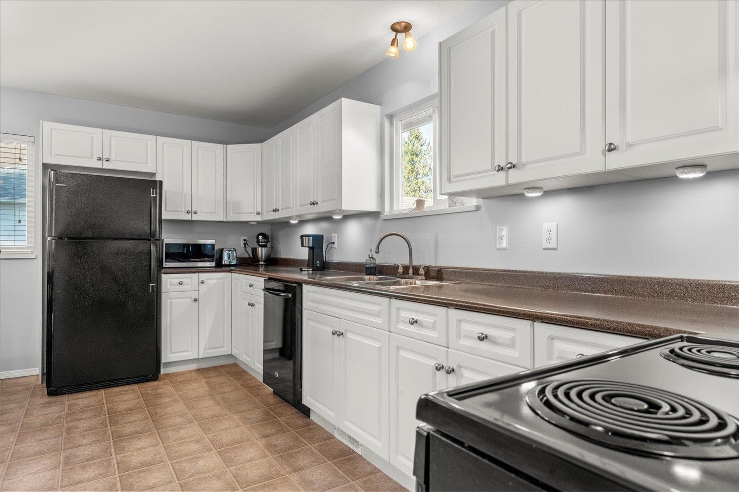 46329 STRATHCONA ROAD, Fairfield Island photo 5