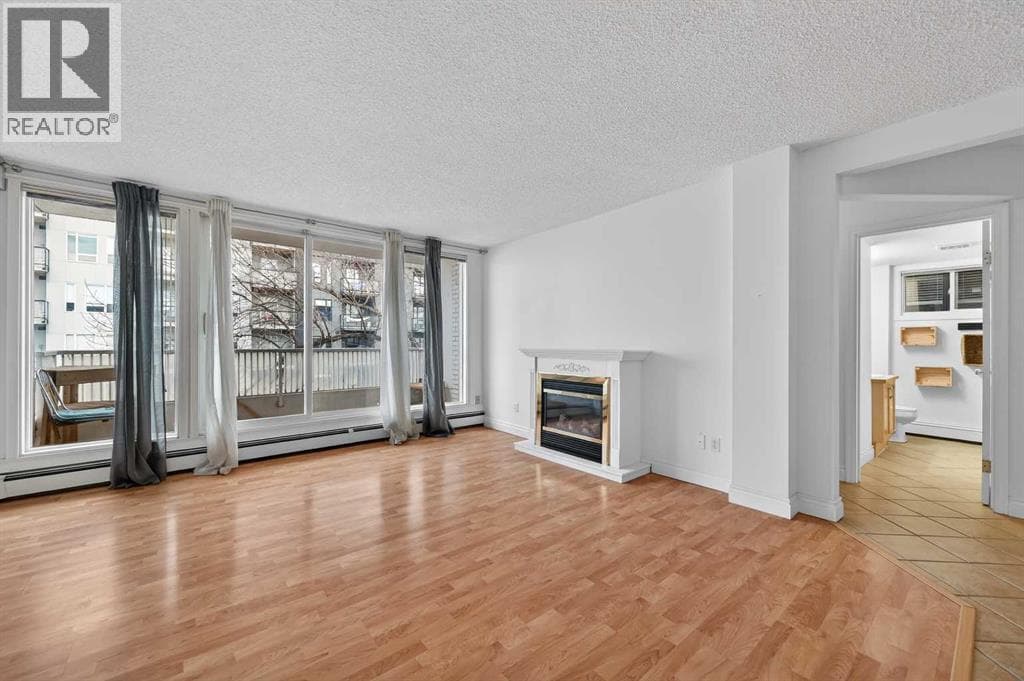 10, 1815 26 Avenue SW photo 5