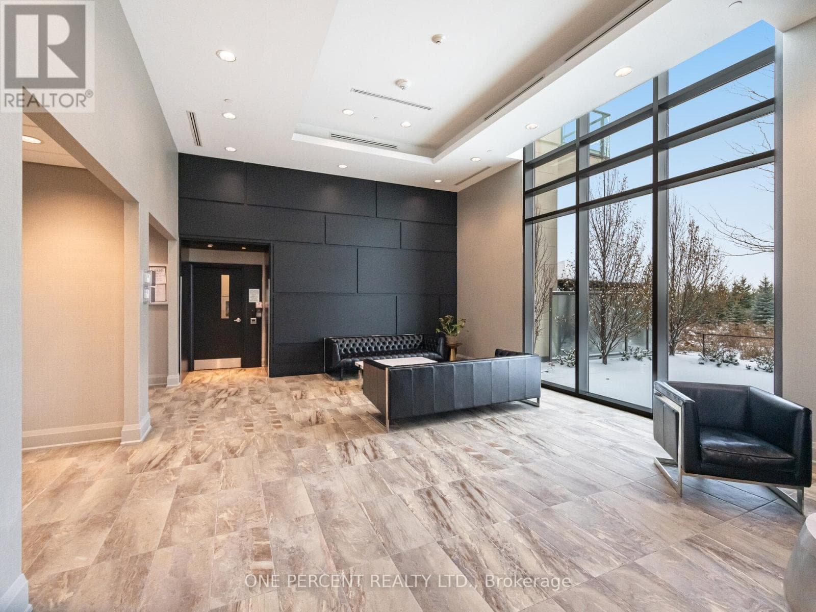 811 - 65 YORKLAND BOULEVARD photo 4