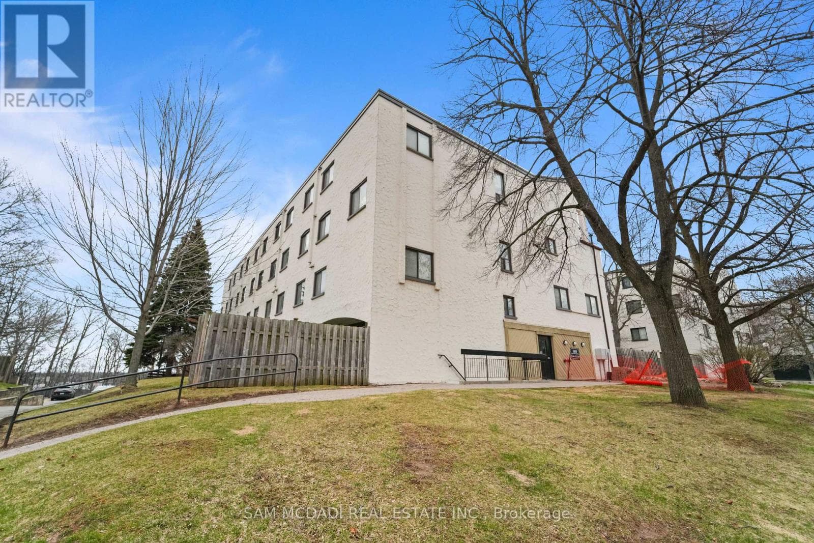 3 bed 2 bath single family at 112 - 1050 FALGARWOOD DRIVE — $498,888