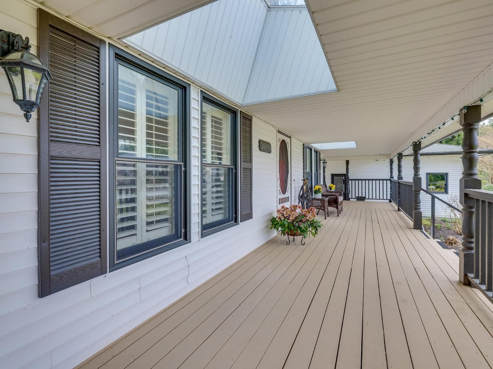 21004 43 AVENUE photo 2
